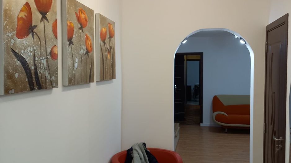 Apartament cu trei camere, Brancoveanu, 120.000€ negociabil - Poză 5