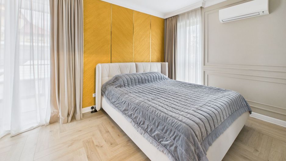 Casă modernă cu 5 camere, 4 băi și terasă închisă – Otopeni, central - Poză 20