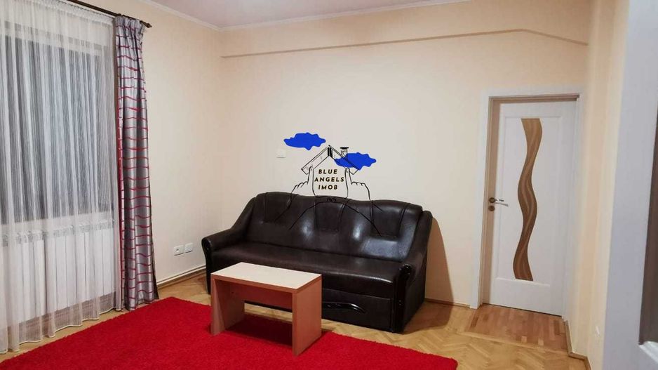 Apartament de 2 camere renovat in Tractorul - 2 locuri de parcare - Poză 2