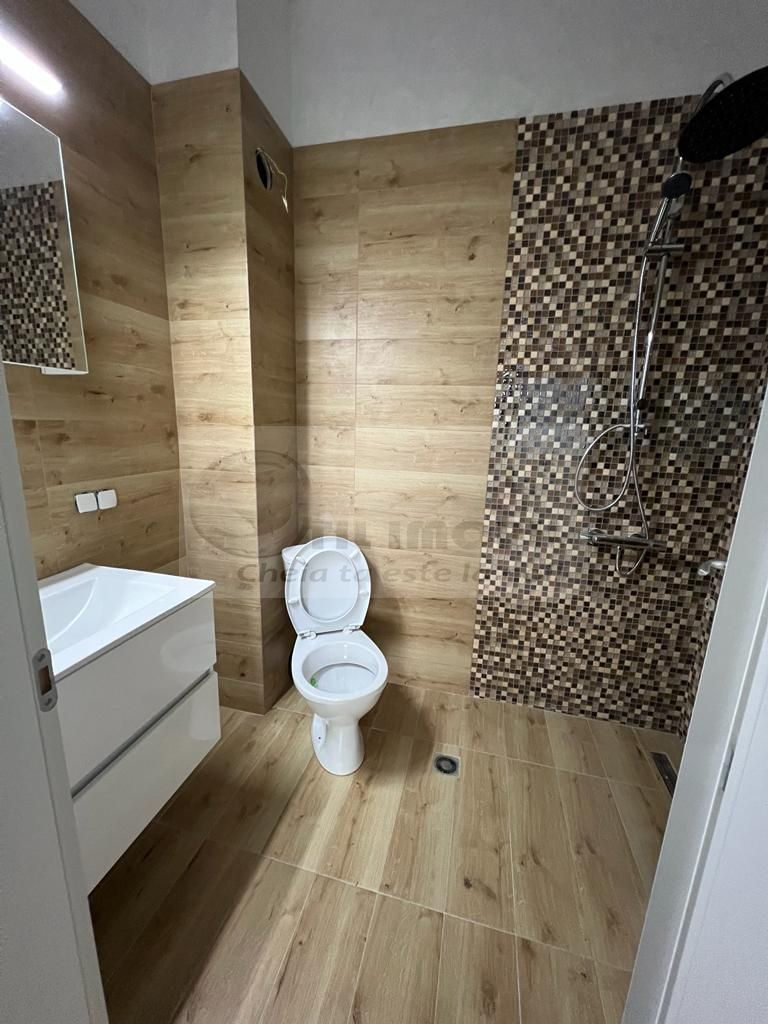 Apartament 4 camere - 85mp - Pacurari -Alpha Bank - Poză 11