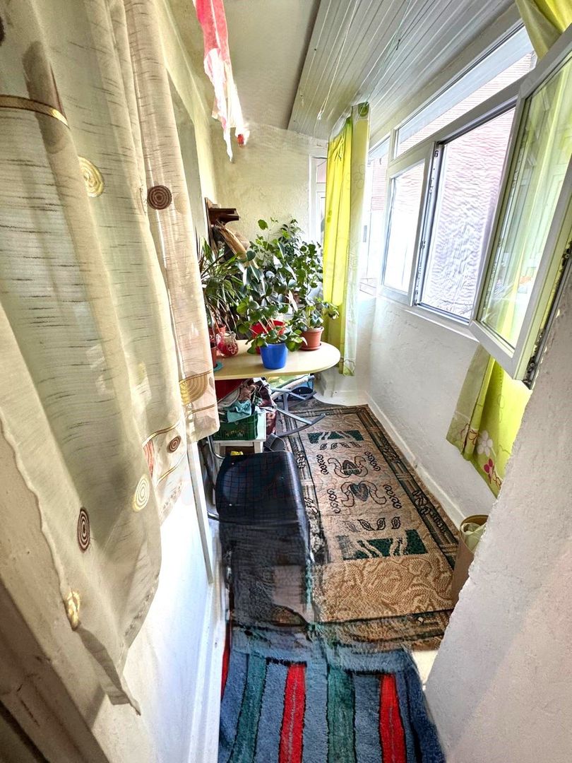 69.900 Euro Ap 2 camere cu 2 balcoane, decomandat, etaj 2, Micro18 - Poză 9