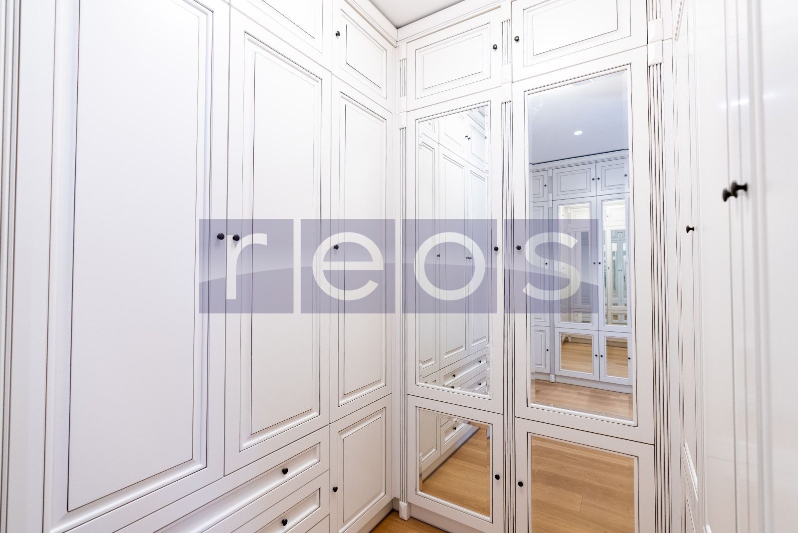 APARTAMENT PREMIUM ZAMBACCIAN | 180 MP | 4CAMERE| LOC PARCARE - Poză 18