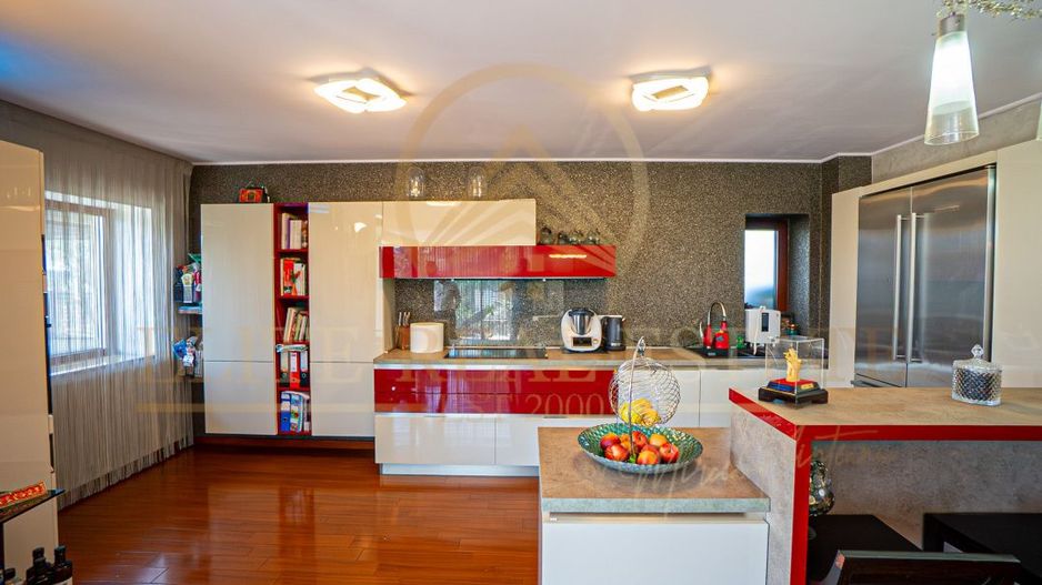 Mamaia Sat - Vila moderna, dotari premium, curte mare, vedere la lac! - Poză 23