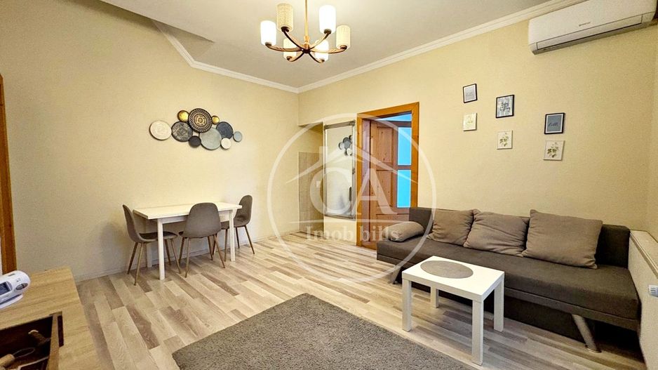 Casa de inchiriat cu 3 camere la curte comuna in zona centrala, Oradea - Poză 1