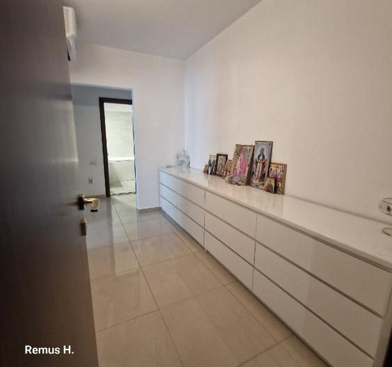 Apartament 3 camere | 70 mp | 1,5 min metrou | Complet renovat | Mobilat,utila - Poză 13