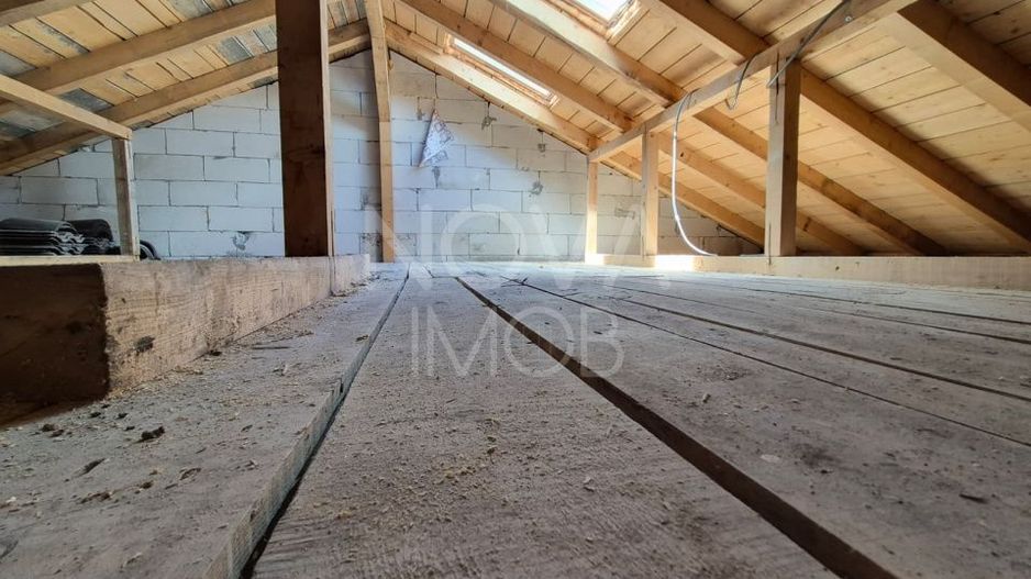 Casa individuala 5 camere + terasa, pivnita si pod amenajabil, Sibiu - Poză 14