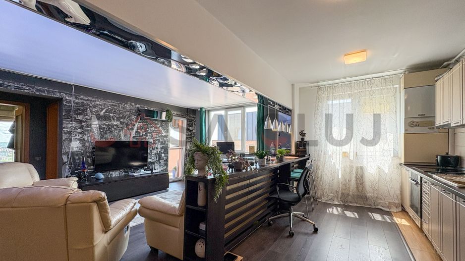 Apartament cu 2 camere, vedere panoramică  in Andrei Muresanu - Poză 3
