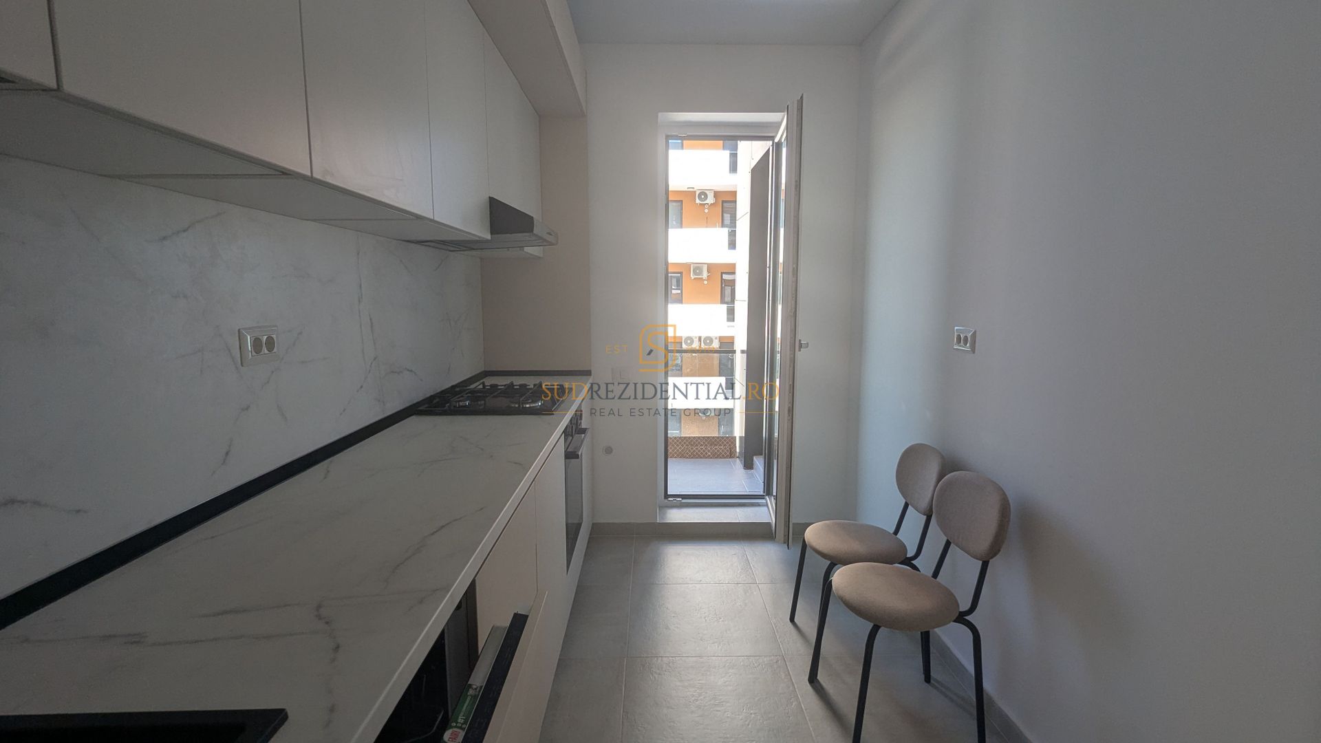 Garsoniera noua, prima inchiriere, parcare inclusa, Aparatorii Patriei - Poză 6