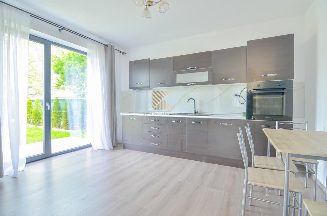 Casa noua tip duplex, 2 dormitoare cu 2 bai, curte, Sacele, PETFRIENDL - Poză 1