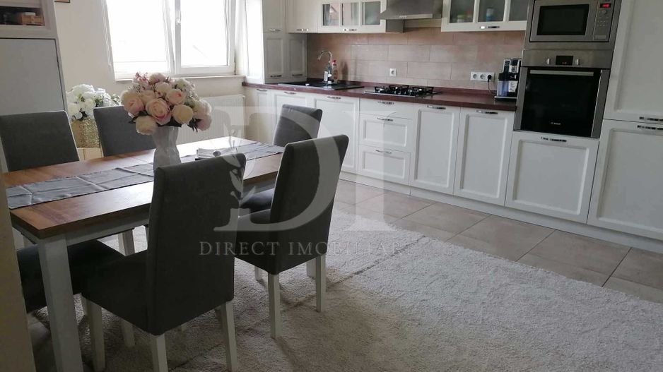 Apartament 3 camere de închiriat – Zona Florilor / Florești - Poză 1