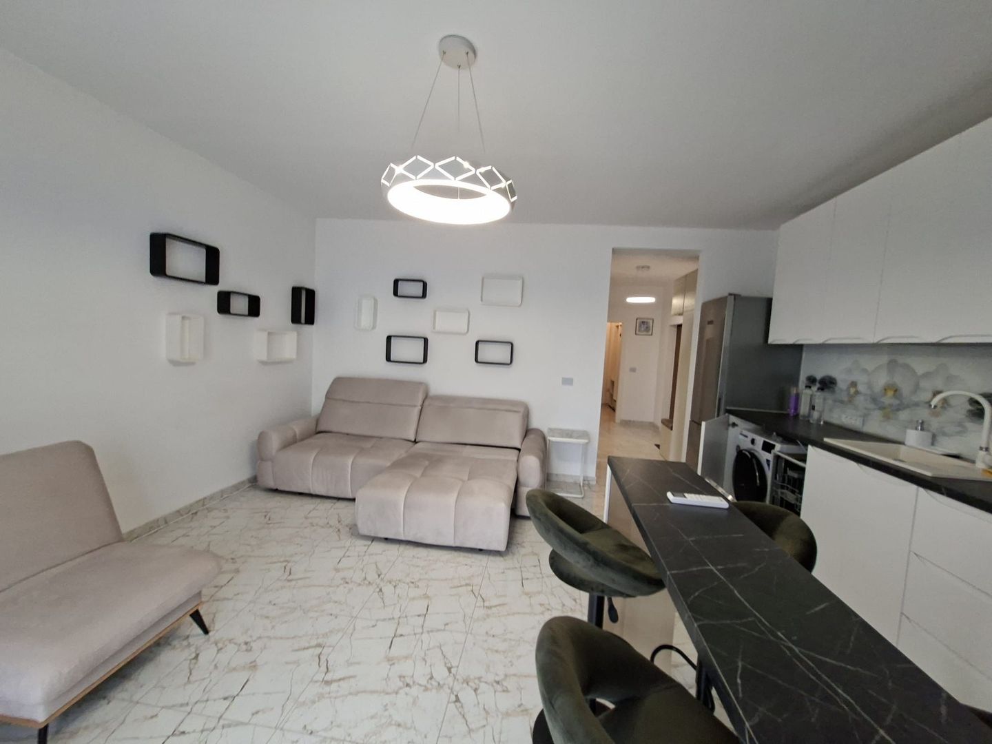 Apartament 2 camere în imobil nou la intrare în Giroc! - Poză 2