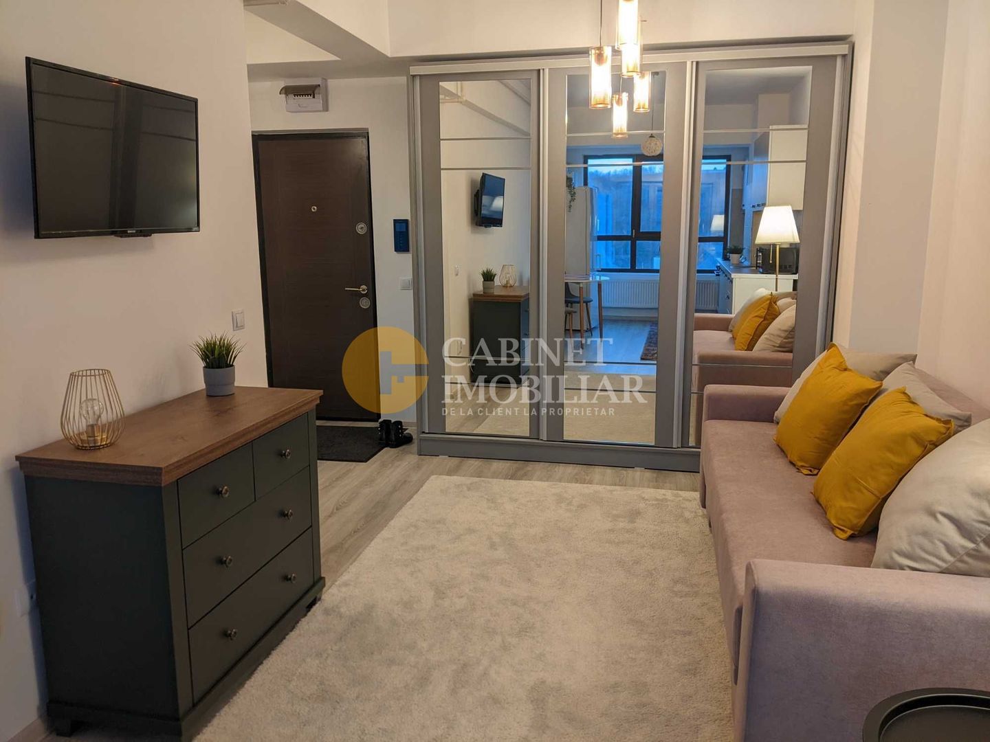 Apartament 2 Camere Bloc Nou Rond Vechi - Poză 3