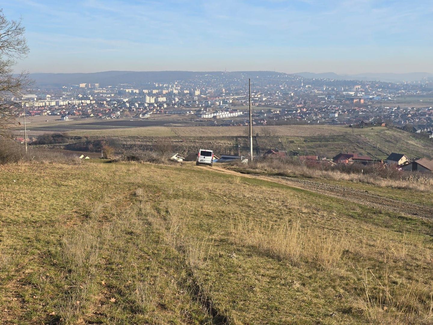 Teren intravilan, 1051 mp. 39 euro mp - Poză 1