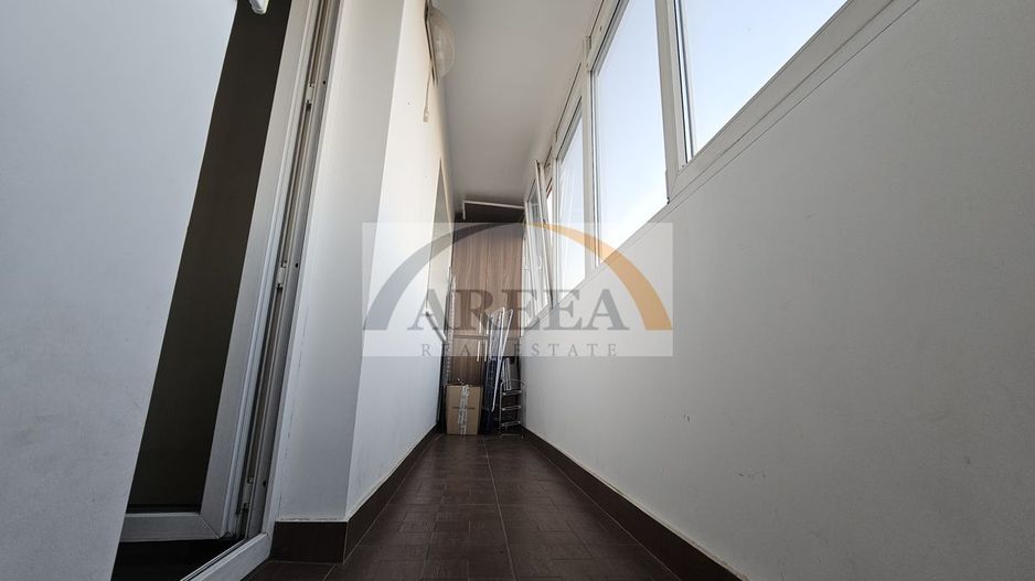 De vanzare - elegant, renovat complet - 3 camere la Calea Vacaresti - Poză 10