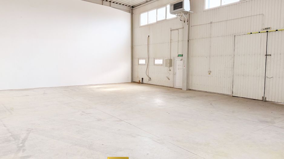Hală industrială de închiriat Arad – 322 mp, acces direct DN7 - Poză 3