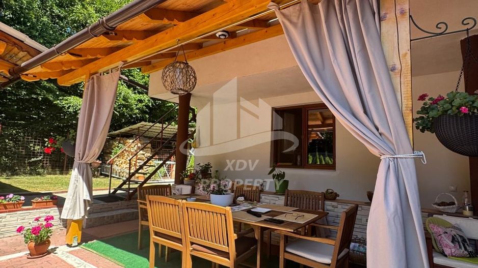 Vila  Frumoasa , Sibiu ,6 camere , 5 Bai , mobilata ,utilata - Poză 9