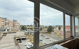 Apartament de închiriat cu 3 camere în Centrul Civic, Oradea - Poză 13