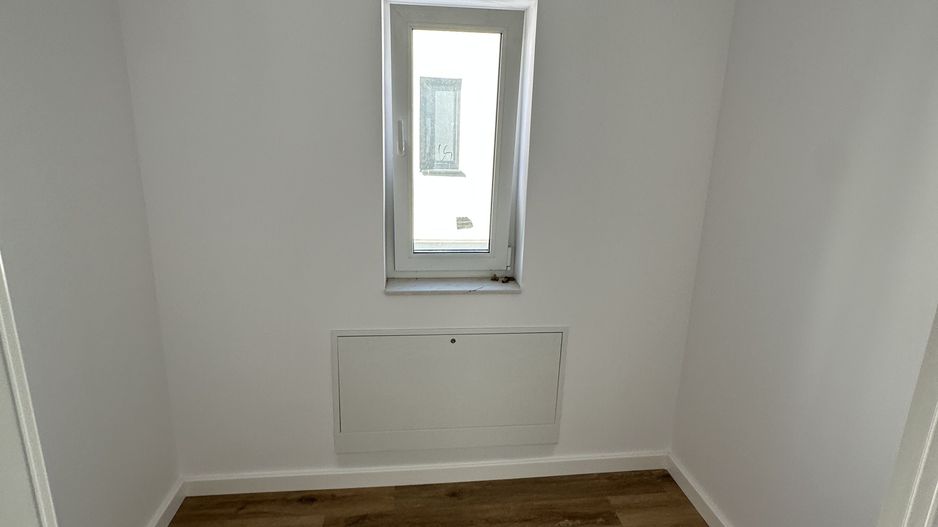 Duplex despartit prin spatiu tehnic - Poză 13