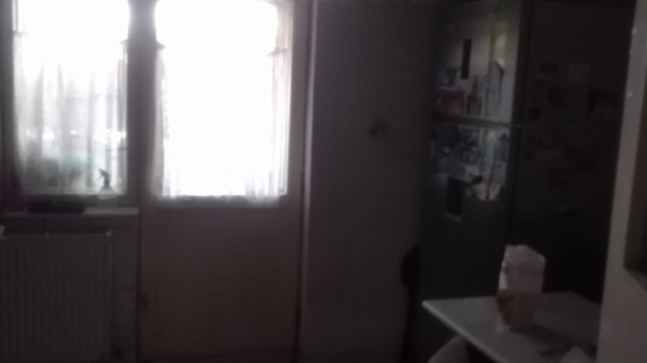 Ag EUROPA vinde apt. 2 cam. la etajul 4 in Carpati 2. - Poză 3