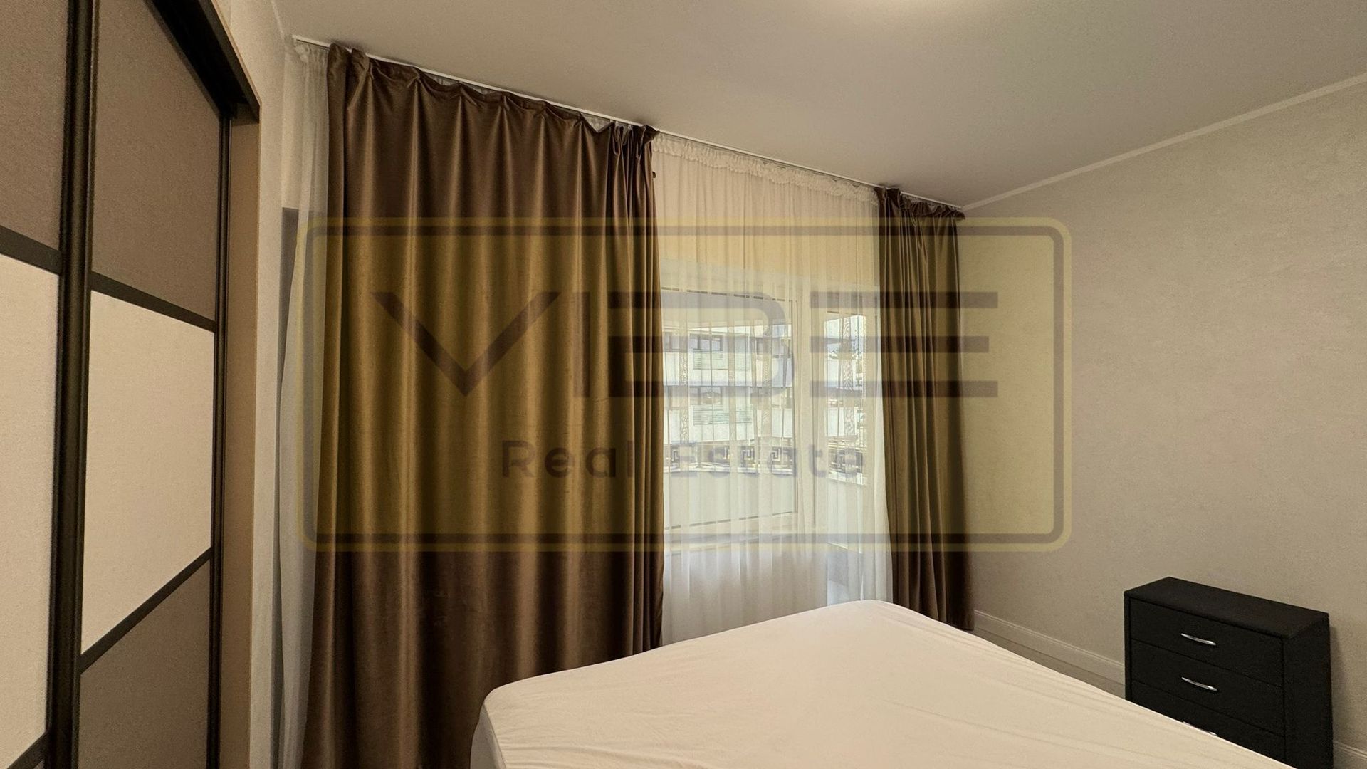 Apartament 2 camere Royal Town Copou - Poză 8