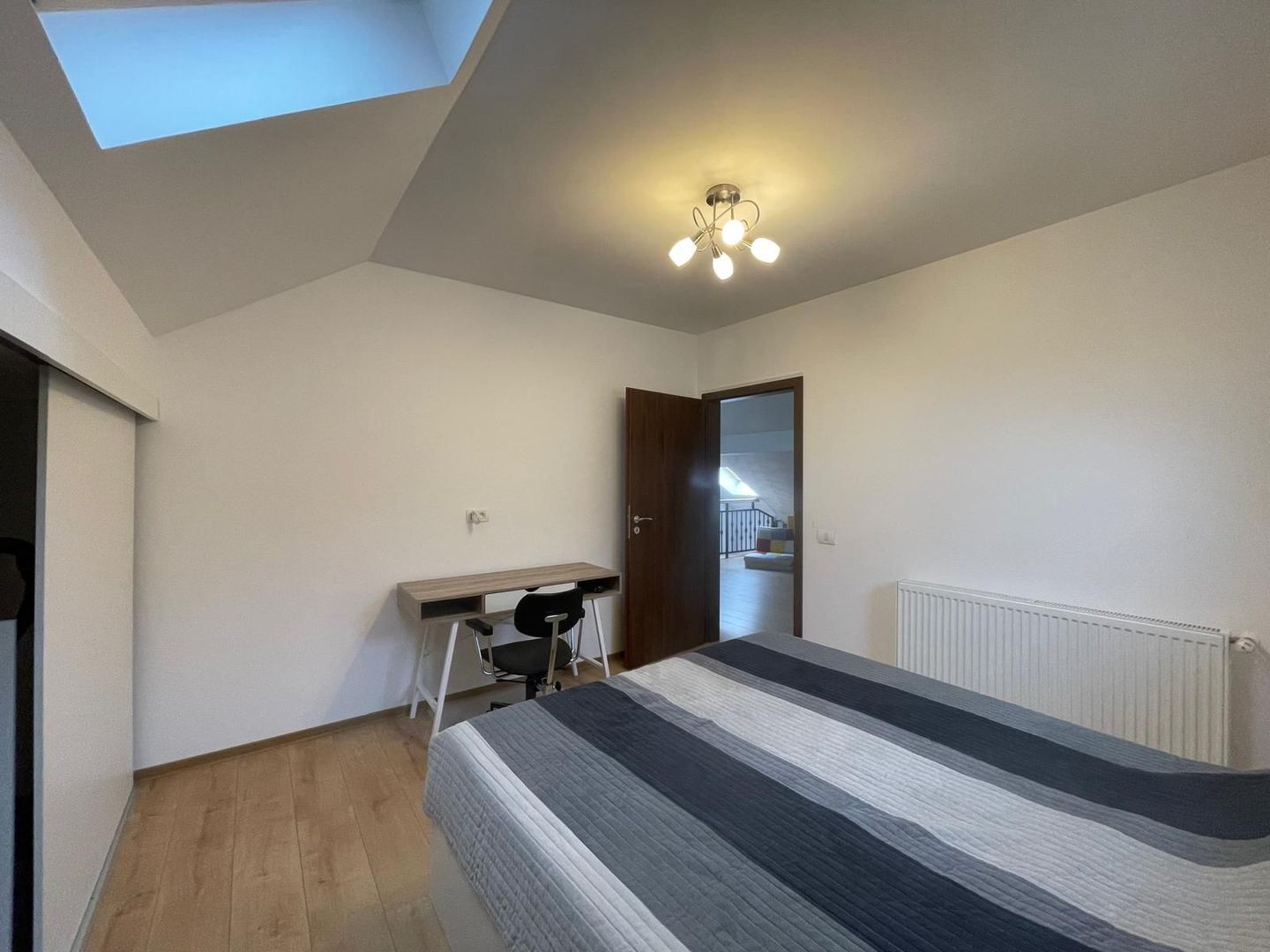 Duplex 6 camere - 155mp - langa asfalt - Mosnita Veche - Poză 13