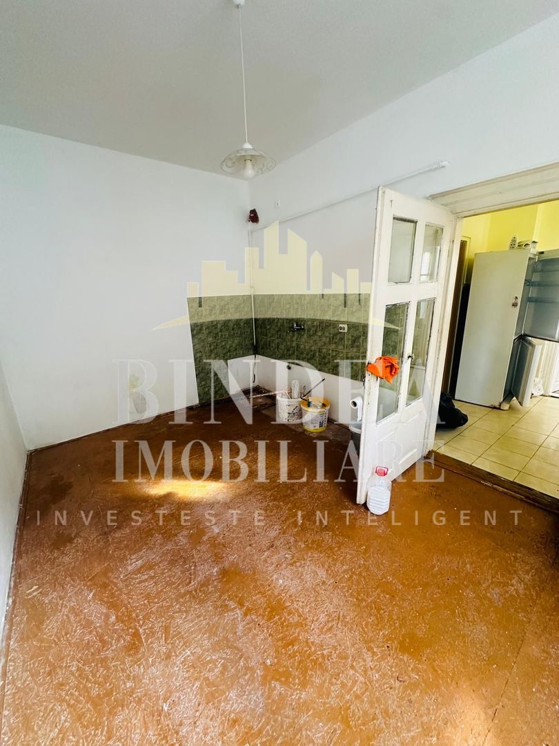 Apartament 1 camera 50mp utili etaj 1 Traian- centrala proprie - Poză 4