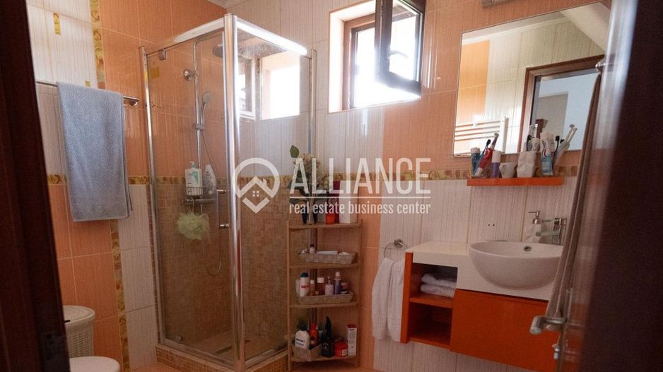 COMPOZITORI (COD10) - Casa deosebita de inchiriat - Poză 11