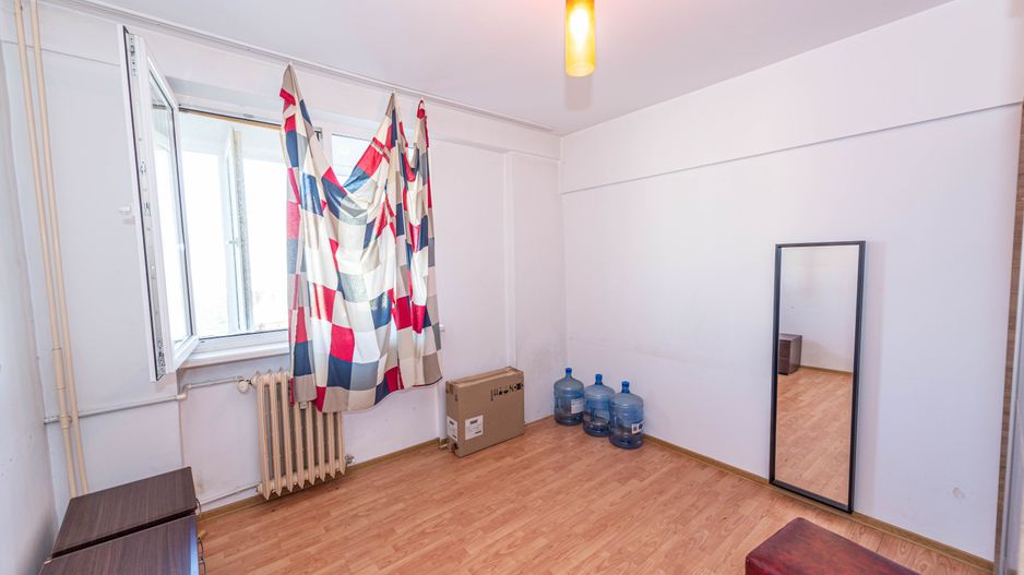 Apartament 3 camere, de vanzare, langa metrou, Dr. Taberei - Poză 2