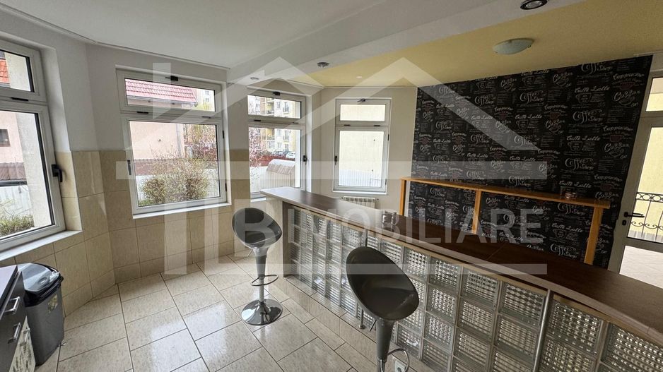 Vila cu 6 camere, 420mp,  teren 720mp, parcari, Zona Shopping City - Poză 20