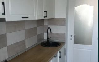 Apartament 2 camere decomandat zona Galata - Poză 5