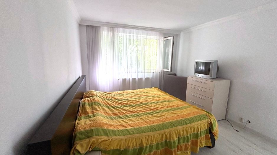 Apartament 3 camere Ozana – etaj 1, parcare inclusă, pet friendly, semi-mobilat - Poză 8