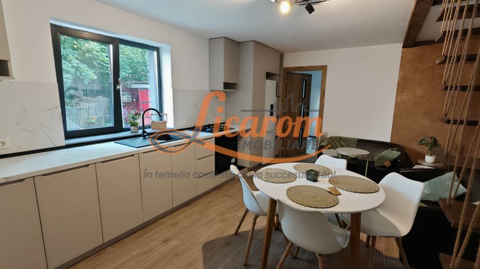 Apartament tip Casa 4 camere strada Carpatilor,totul nou. - Poză 19