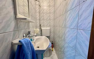 Apartament cu 4 camere in Grigorescu - Poză 9