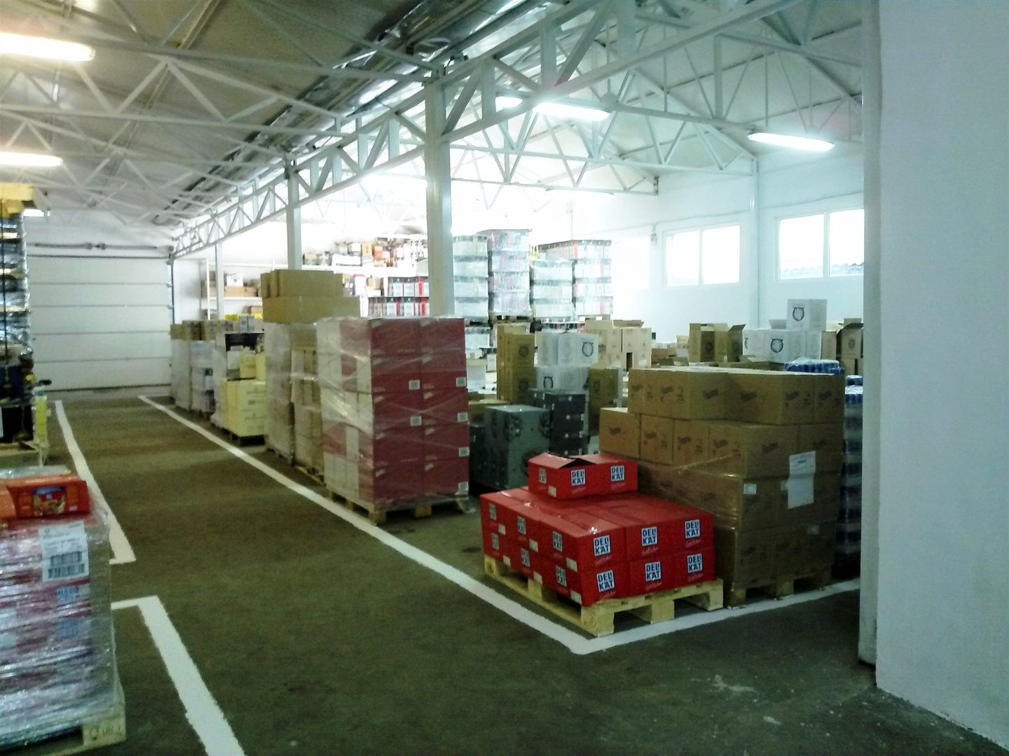 Cladire depozit si birouri cu chirias-Oportunitate investitie - Poză 4