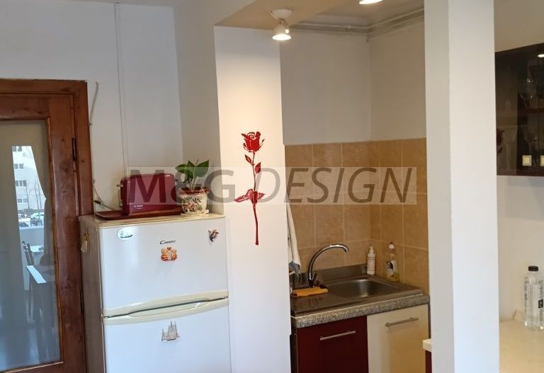 Vând apartament 2 camere - Poză 4
