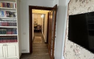 Proprietate specială cu 3 camere în Bucuresti - Poză 3