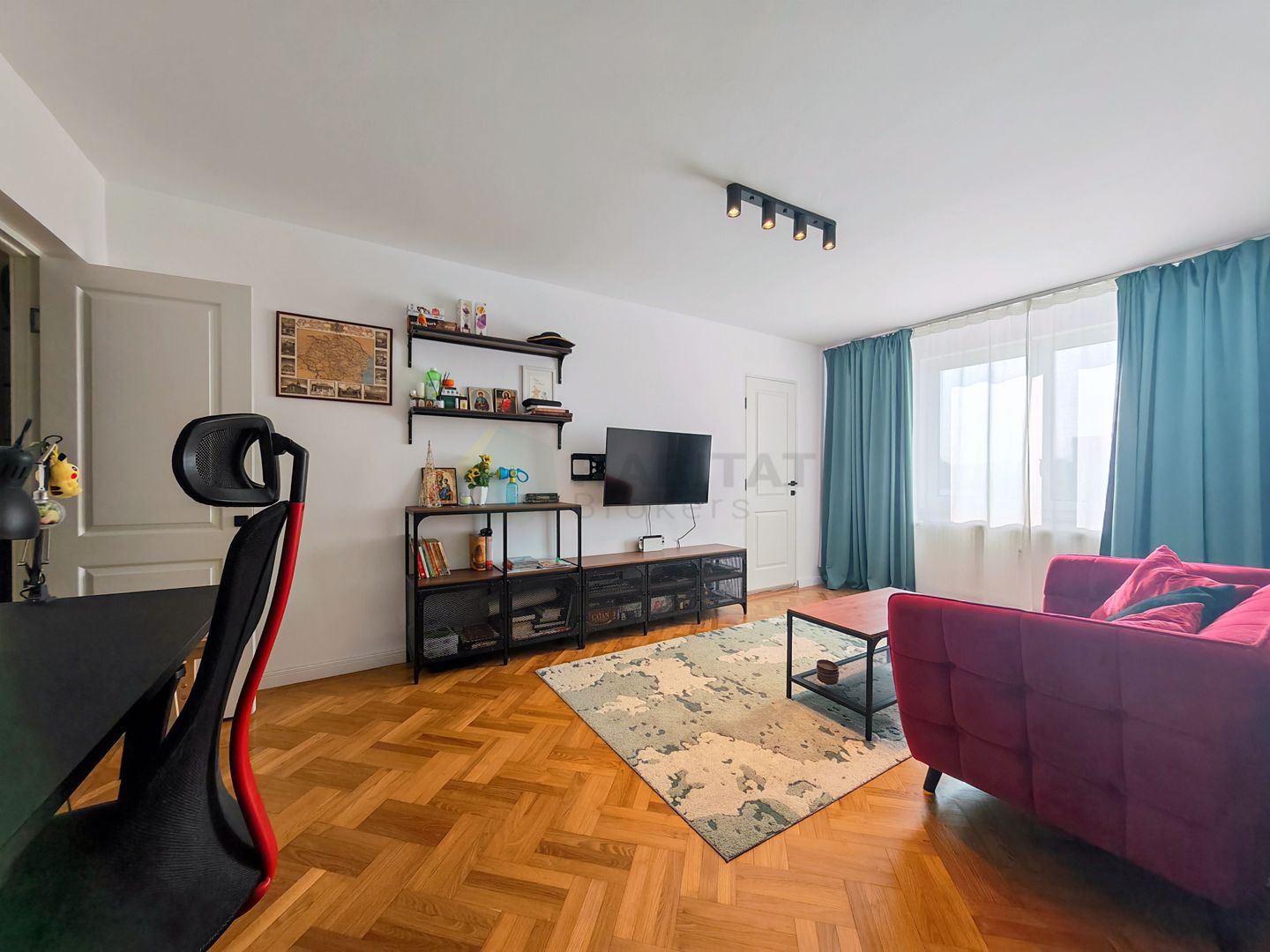 Un cămin la cheie, perfect pentru familia ta! - Poză 27