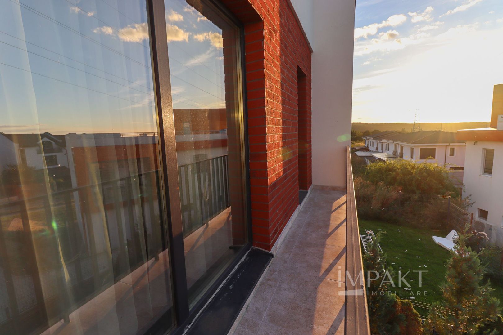 Duplex de vânzare Europa | 4 camere, terasă 50 mp + 2 locuri parcare - Poză 21