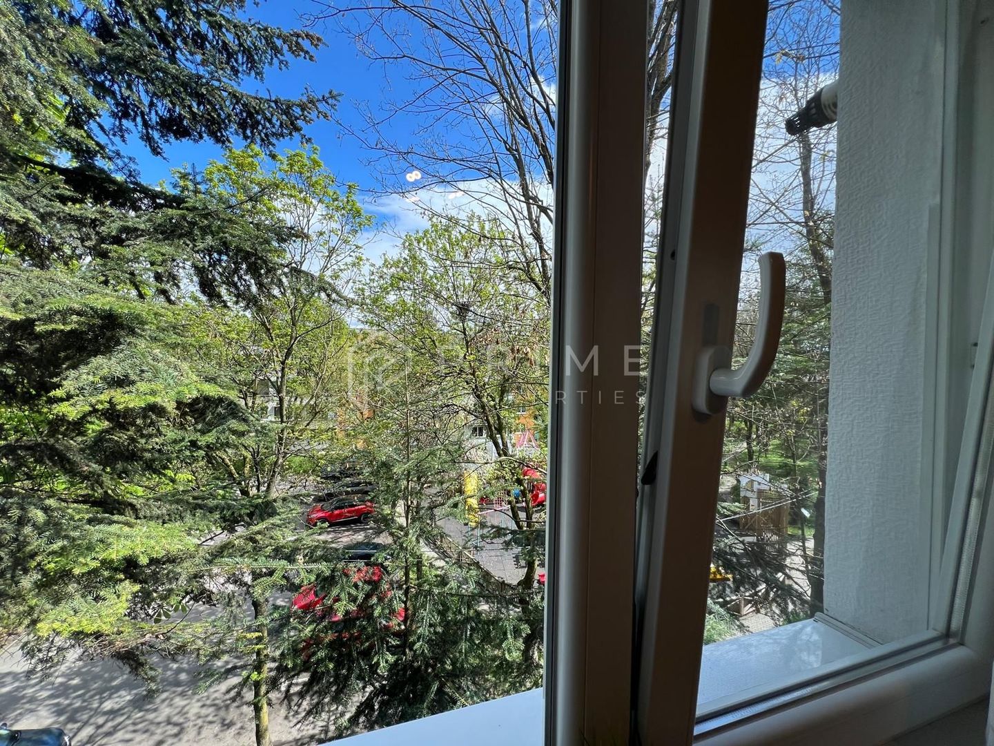 Apartament 2 camere | Aleea Carpați | Etaj 3/4 | Balcon 9 mp - Poză 19