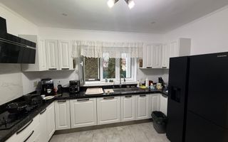 Vila în stil American - Total independentă energetic, garaj + terasă! - Poză 8