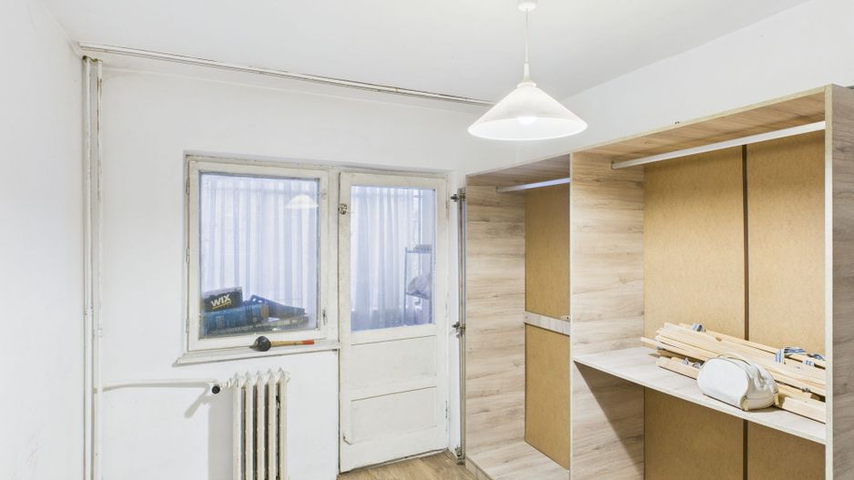 APARTAMENT 3 CAMERE DE VÂNZARE – VELENȚA, CFR - Poză 6