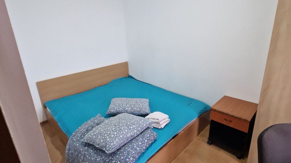 Apartament 2 camere zona Ciresica/Universitate - Ocazie - Poză 1