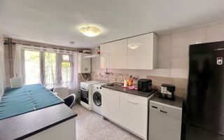 Casă de vânzare în Băile Olănești – zonă centrală - Poză 4