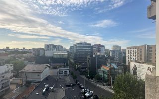 Apartament spațios 2 camere, vedere Delea Nouă – Theodor Speranția - Poză 2