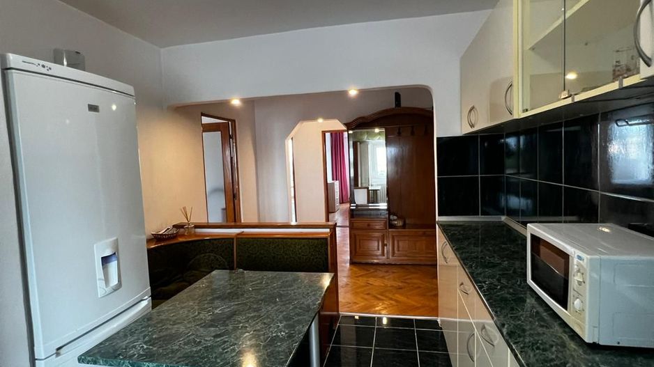 Apartament 3 camere decomandate | Tomis 3 – zona Mega Image | 76 mp - Poză 5
