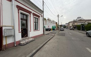 SPATIU CENTRAL 25 METRII PATRATI ACCES STRADAL - Poză 4