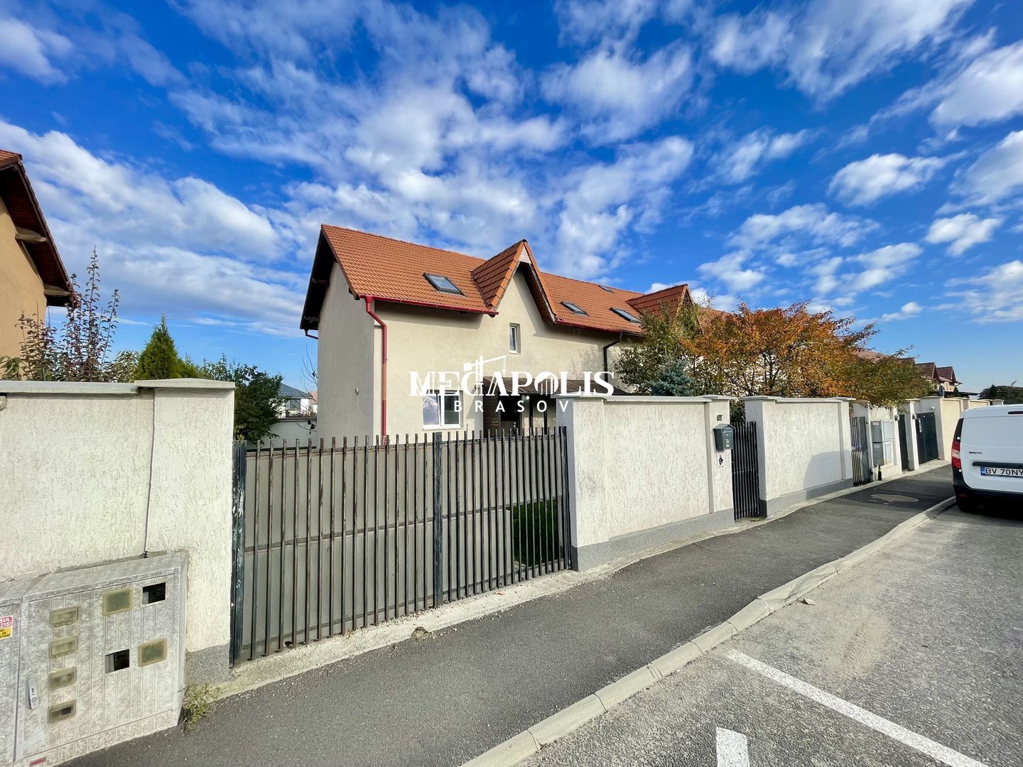 Triplex 4 camere | Zonă dezvoltată | PET FRIENDLY - Poză 2