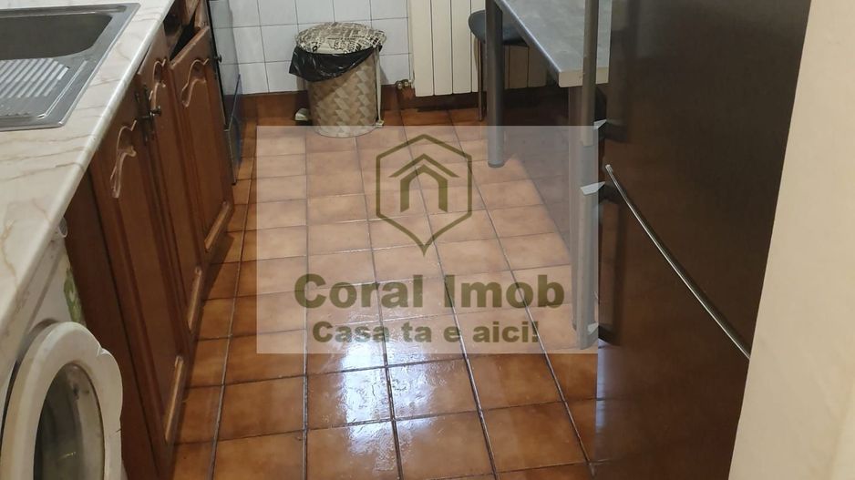 Vanzare un apartament de  2 camere in zona Obor, - Poză 3