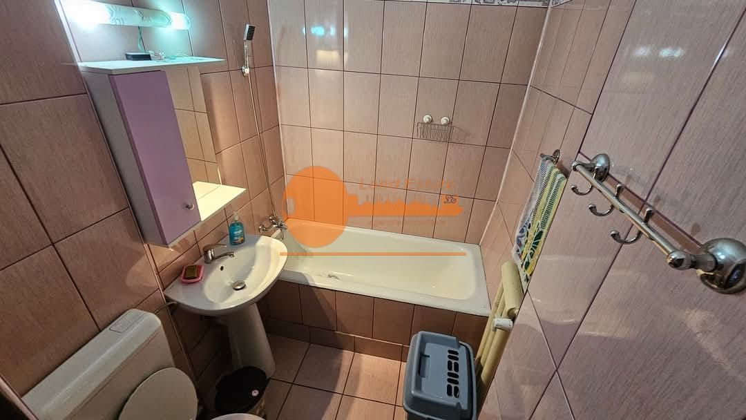 Apartament 3 camere (Un minut de metrou Orizont -7 minute de AFI Cotroceni) - Poză 7