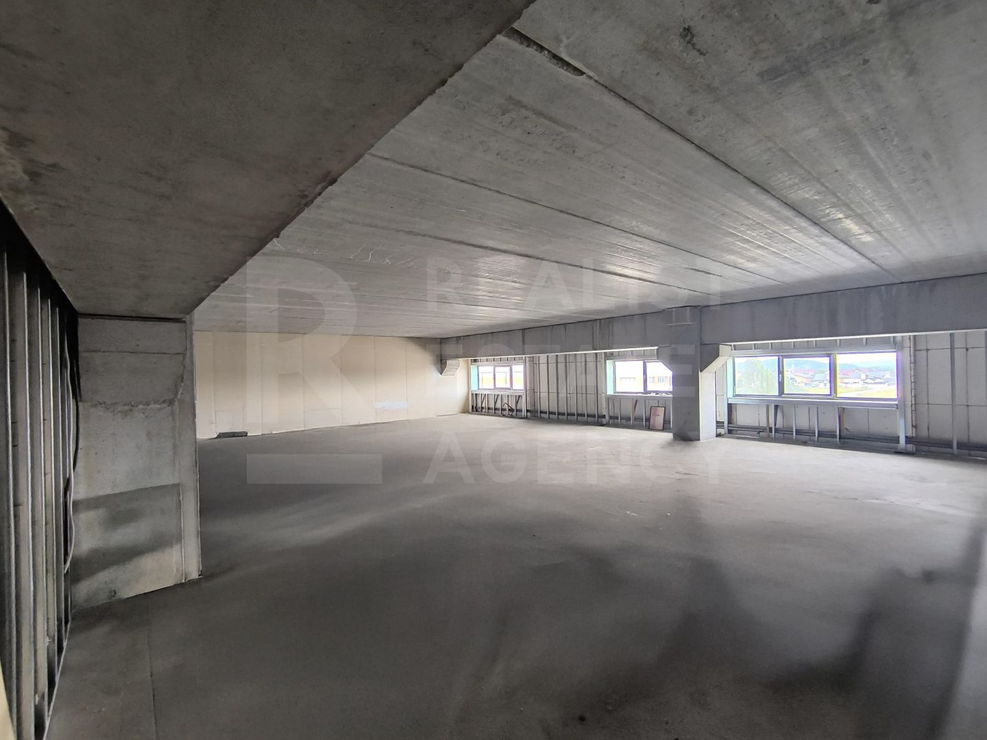 Proprietate industrială de vânzare, Brașov - Poză 9